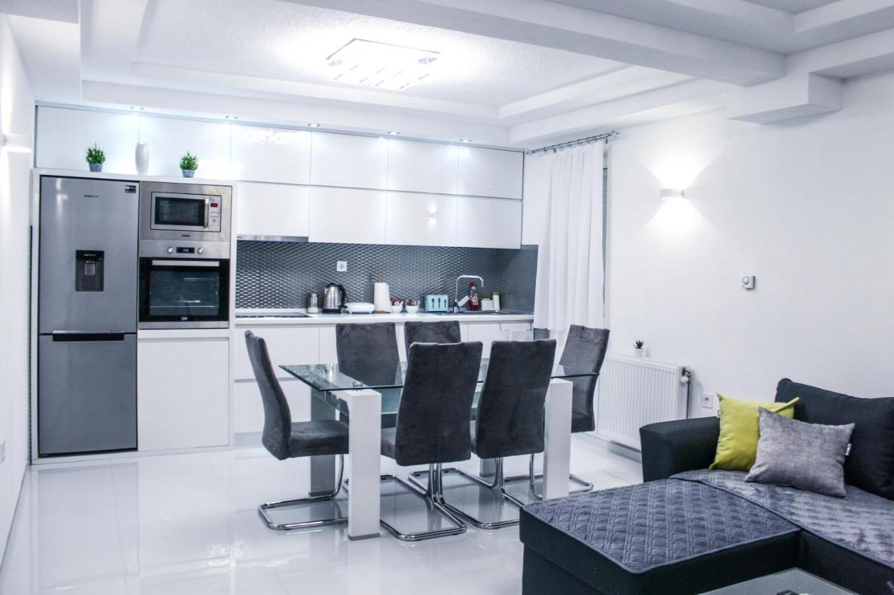 דמיר קאפייה Asteris Apartments מראה חיצוני תמונה