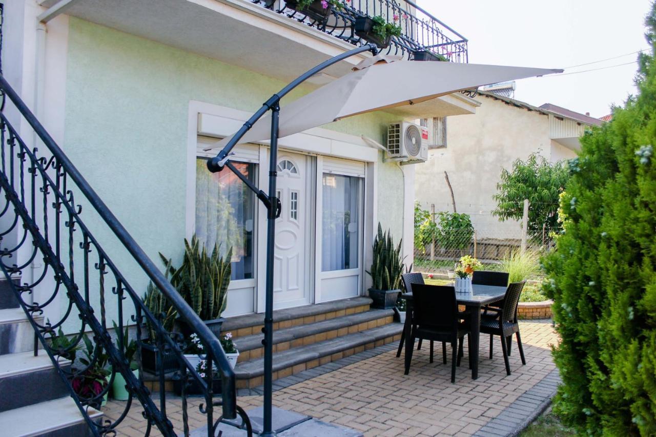 דמיר קאפייה Asteris Apartments מראה חיצוני תמונה
